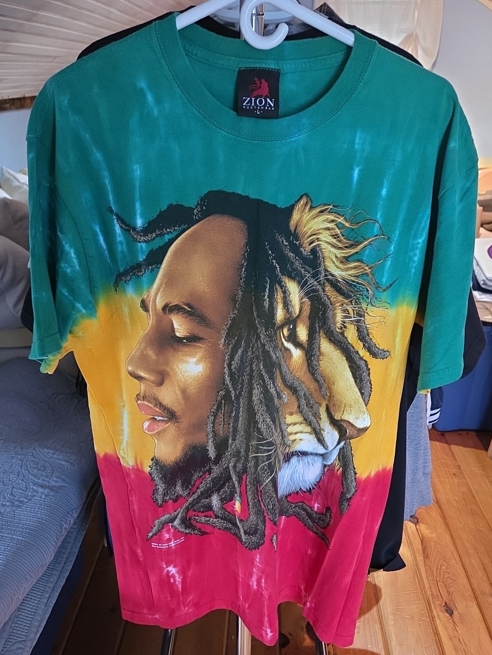 Zion Rootswear Bob Marley Lion Rasta T-Shirt Size L